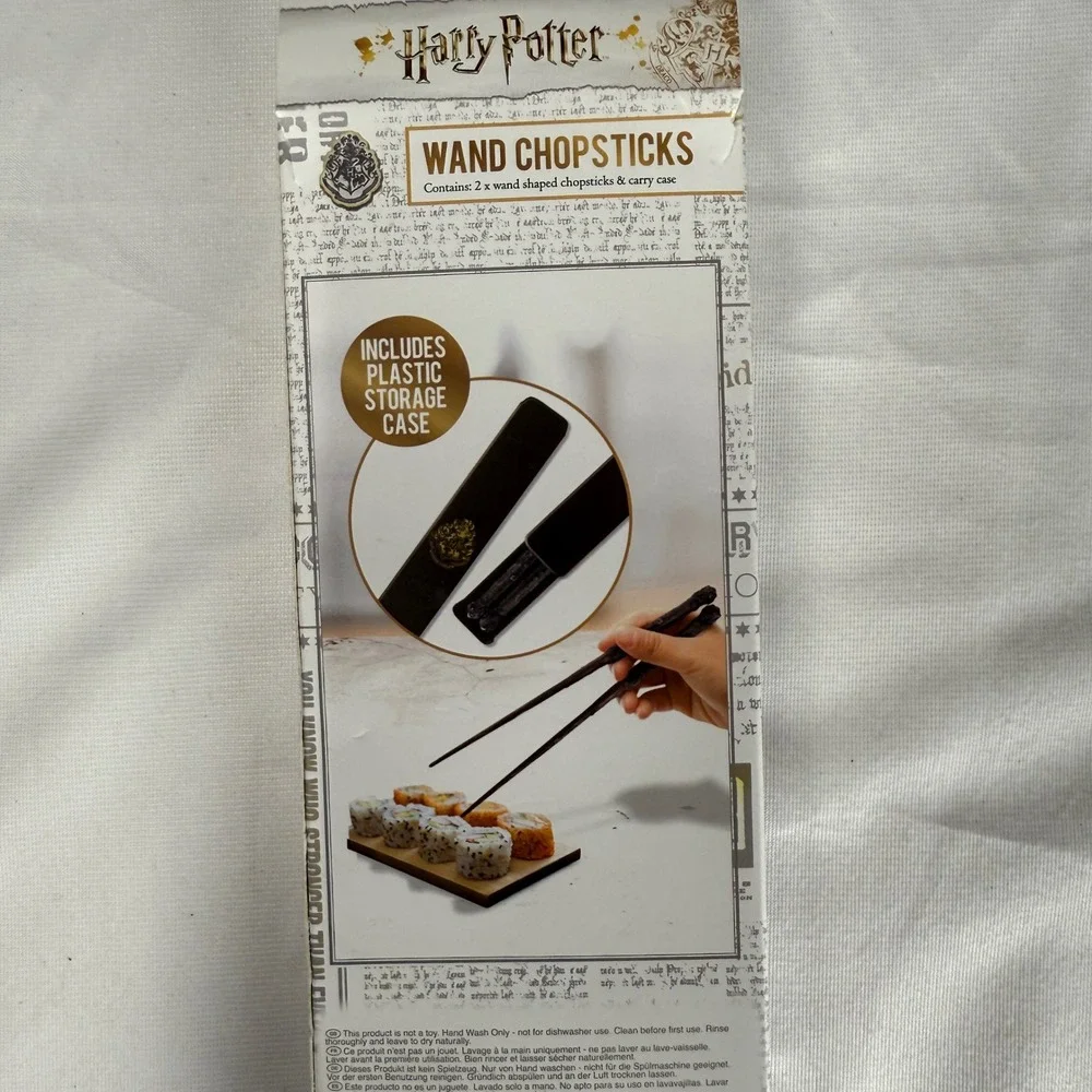 Harry‎ Potter Wand Chopsticks with Hogwarts Crest Storage Case Paladone New